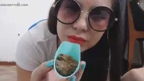 eating poo on cupcake